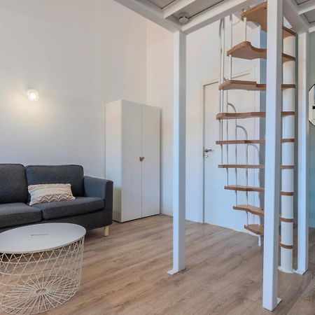 1 Bedroom Duplex Apartment, With Parking ทูร์กวง ภายนอก รูปภาพ